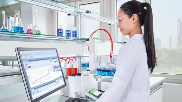 Smart Workflows for Full Traceability Smart Workflows for Full Traceability